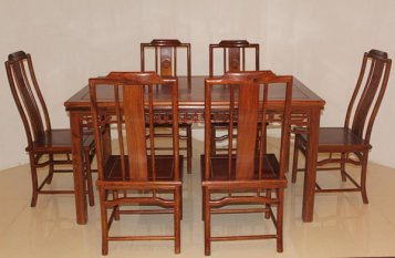 做餐桌用什么木材好？